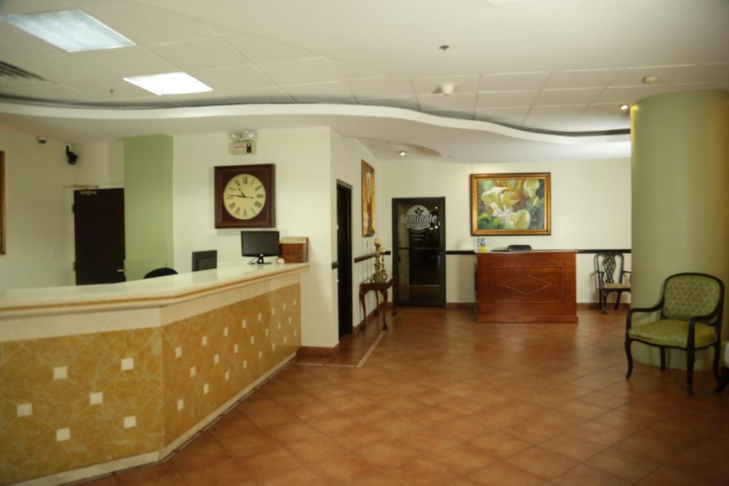 Seminole Plaza Hotel マナグア エクステリア 写真